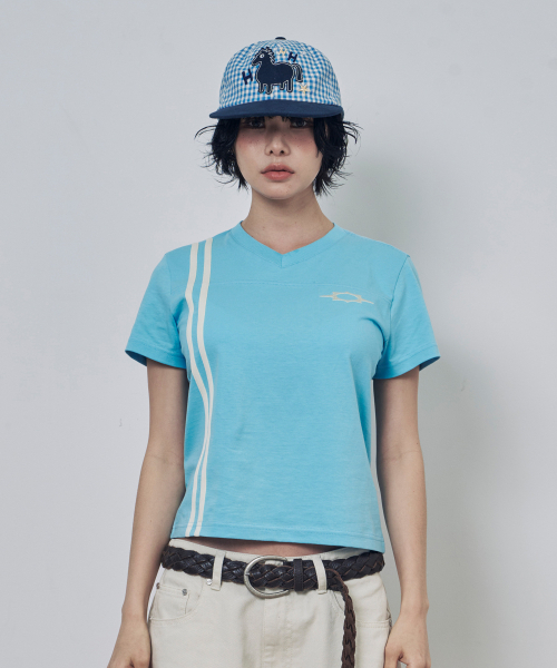 LOSERS CLUB(ルーザーズクラブ)の「ルーザーズリーグ フットボール Vネック 半袖Tシャツ スカイブルー(Tシャツ/カットソー・レディース・その他・0/1/2)」の1枚目の写真