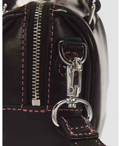 Dr. Martens(ドクターマーチン)の「Dr. Martens/ドクターマーチン ミニトップハンドルバッグ 43592001(ショルダーバッグ・メンズ・ブラック・FREE)」の3枚目の写真