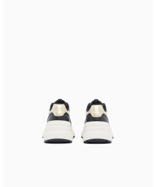 ARMANI EXCHANGE(アルマーニエクスチェンジ)の「【A|X アルマーニ エクスチェンジ】<ZOZO限定>AXロゴ ボリュームソールスニーカー(スニーカー・レディース・ブラック×ゴールド/ホワイト×ゴールド・36/35/39/38/37)」の5枚目の写真