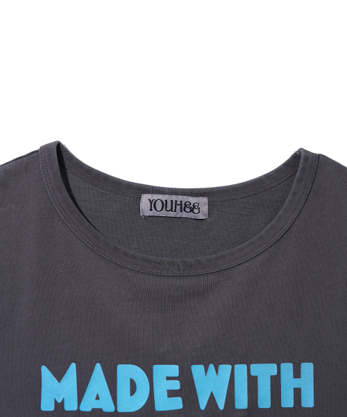 YOUHEE(ユヒ)の「COLOR LETTERING T-SHIRTS_CHARCOAL(Tシャツ/カットソー・レディース・その他・FREE)」の4枚目の写真