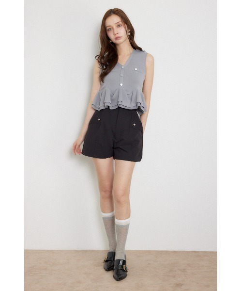 rienda(リエンダ)の「フラップデザインショートパンツ 夏服 秋服(その他パンツ・レディース・ベージュ/ブラック/グレー・X-SMALL/MEDIUM/SMALL)」の4枚目の写真