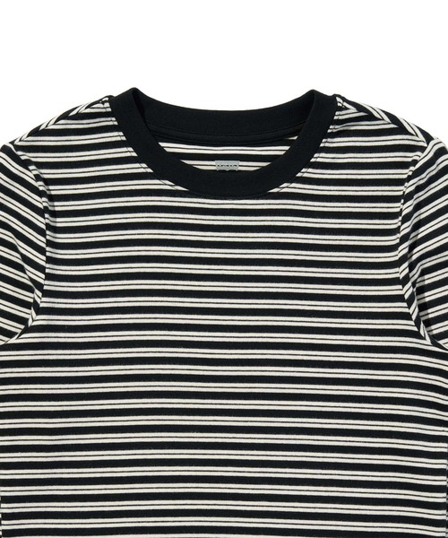 Levi's(リーバイス)の「Levi's/リーバイス ROSE(ロゼ)着用 エッセンシャル ベビー ロングスリーブTシャツ(Tシャツ/カットソー・レディース・ブラック・M/S/XS)」の6枚目の写真