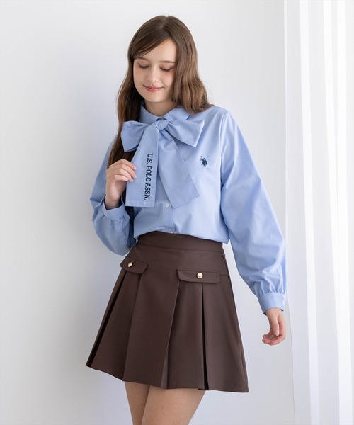 U.S. POLO ASSN.(ユーエスポロアッスン)の「【U.S. POLO ASSN.】clear 別注 刺繍入りリボンタイ付きシャツブラウス(シャツ/ブラウス・レディース・オフホワイト/ベージュ/サックスブルー・F)」の5枚目の写真