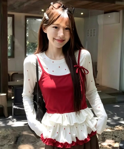 AVYL(アヴィル)の「裾ティアードフリルキャミソールレイヤードトップス(Tシャツ/カットソー・レディース・グレー/ネイビー/レッド・M)」の9枚目の写真