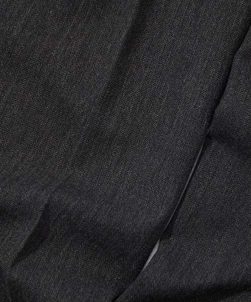 ISSUETHINGS(イシューシングス)の「【ISSUETHINGS/イシューシングス】TYPE118 (WOOL HERRINGBONE)(スラックス・メンズ・ダークグレー・3/2)」の12枚目の写真