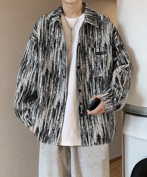 AsaAura(アサオーラ)の「メンズ総柄シャツジャケットオーバーサイズ(シャツ/ブラウス・メンズ・ネイビー/ブラック・M/L)」の2枚目の写真