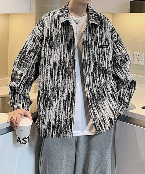 AsaAura(アサオーラ)の「メンズ総柄シャツジャケットオーバーサイズ(シャツ/ブラウス・メンズ・ネイビー/ブラック・M/L)」の4枚目の写真