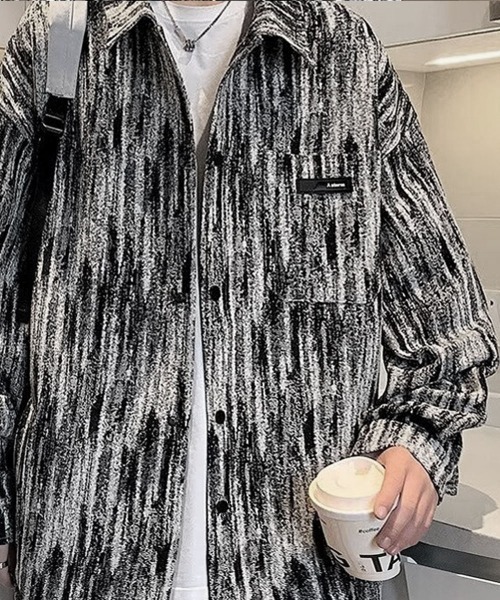 AsaAura(アサオーラ)の「メンズ総柄シャツジャケットオーバーサイズ(シャツ/ブラウス・メンズ・ネイビー/ブラック・M/L)」の5枚目の写真