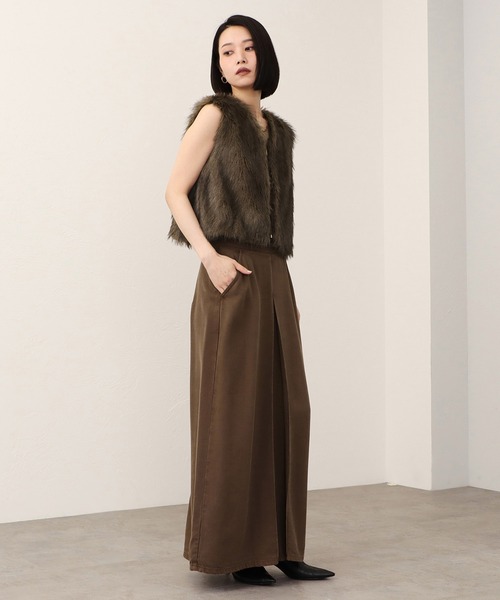 SOMETHING（サムシング）の「【GISELe10月号掲載】atelier SOMETHING drape FRONT PLEATS SKIRT/ドレープフロントプリーツデニムスカート（スカート・レディース・ブラウン/ブルー・MEDIUM/X-SMALL/SMALL）」の4枚目の写真
