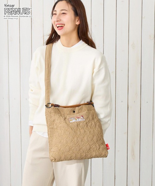 Vintage PEANUTS(ビンテージピーナッツ)の「ルートート / PEANUTS スヌーピー スクエア キルティング2WAYトートバッグ(ショルダーバッグ・レディース・ブラック/ベージュ・FREE)」の1枚目の写真