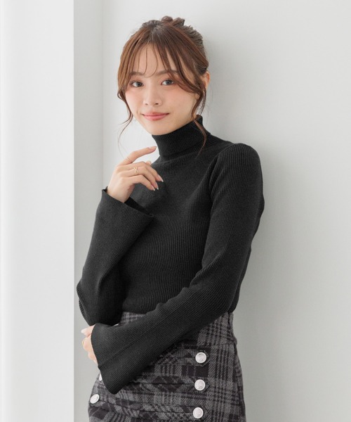 Heather(ヘザー)の「アソート袖フレアピタニット 1084704(ニット/セーター・レディース・ホワイト系その他/ブラック/ブラック系その他/アイボリー・FREE)」の4枚目の写真