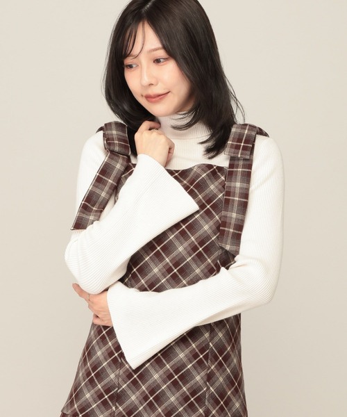 Heather(ヘザー)の「アソート袖フレアピタニット 1084704(ニット/セーター・レディース・ホワイト系その他/ブラック/ブラック系その他/アイボリー・FREE)」の5枚目の写真