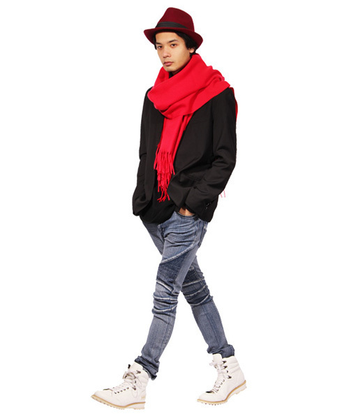 ８(eight)（エイト）の「シンプルなロングマフラー ストール（ストール/ショール・メンズ・ブラック/ワイン/オリーブ/グレー/ブルー/ネイビー/ベージュ/ホワイト/ライトグレー/レッド/カーキ・FREE）」の19枚目の写真