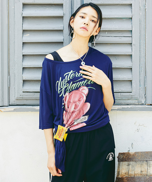 HYSTERIC GLAMOUR(ヒステリックグラマー)の「BEAR POPSICLE プリント ビッグTシャツ(Tシャツ/カットソー・レディース・レッド/グリーン/ブラック/ネイビー/ホワイト・FREE)」の4枚目の写真