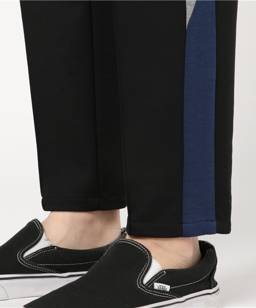 STUDIOUS HIGH(ストゥディオスハイ)の「ポンチトラックパンツ(その他パンツ・メンズ・ネイビー/ブラック・2/1)」の9枚目の写真