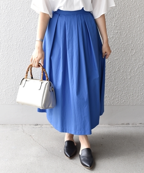 SHIPS（シップス）の「カラータックスカート（スカート・レディース・ベージュ/ネイビー/ブルー・36/38）」の3枚目の写真