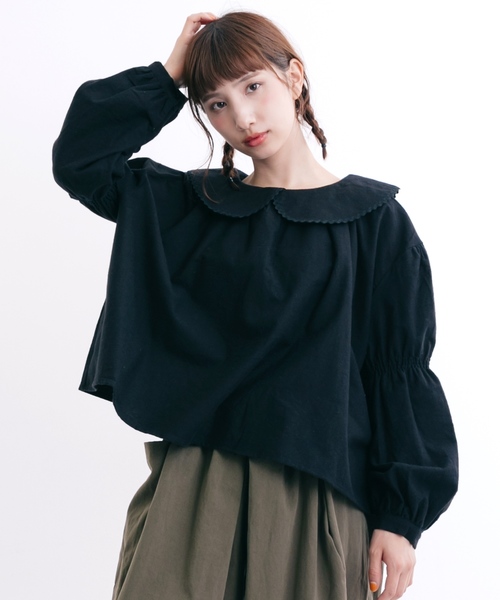 MERLOT（メルロー）の「ビッグ襟ギャザースリーブトップス7108（シャツ/ブラウス・レディース・チャコールグレー/ブラック/アイボリー/オレンジ・FREE）」の2枚目の写真