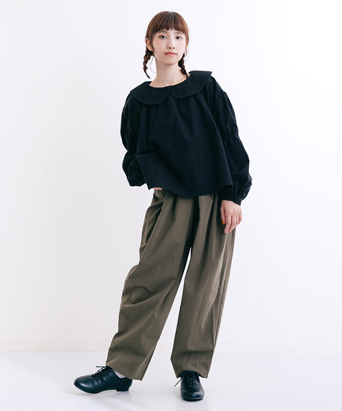 MERLOT（メルロー）の「ビッグ襟ギャザースリーブトップス7108（シャツ/ブラウス・レディース・チャコールグレー/ブラック/アイボリー/オレンジ・FREE）」の15枚目の写真