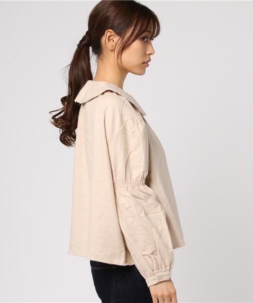 MERLOT（メルロー）の「ビッグ襟ギャザースリーブトップス7108（シャツ/ブラウス・レディース・チャコールグレー/ブラック/アイボリー/オレンジ・FREE）」の7枚目の写真