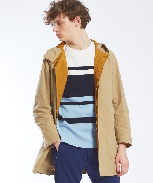 ABAHOUSE（アバハウス）の「ナイロンタフタフードコート（ブルゾン・メンズ・ブラック/ベージュ/ブルー・44/46/48）」の2枚目の写真