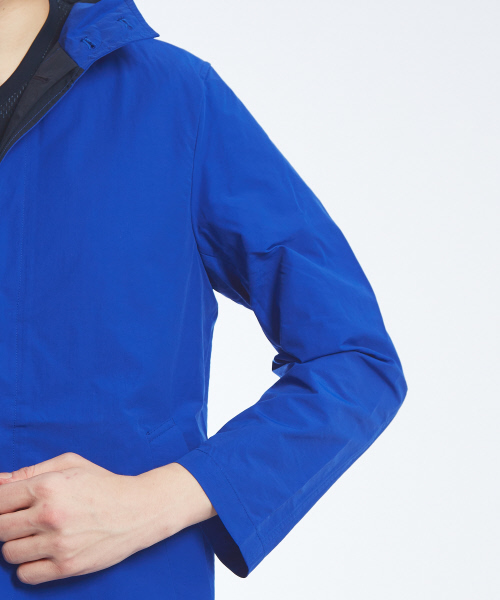 ABAHOUSE（アバハウス）の「ナイロンタフタフードコート（ブルゾン・メンズ・ブラック/ベージュ/ブルー・44/46/48）」の5枚目の写真