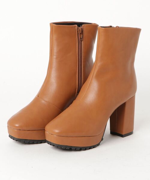 minia(ミニア)の「チャンキーヒール厚底ミドルブーツ / 厚底ブーツ(ブーツ・レディース・ブラック/ブラウン/ブラック系その他/グレイッシュベージュ/パイソン/アイボリー/ダークブラウン/ブラック系その他2/ブラック系その他3/ベージュ系その他・LL/S/M/L)」の18枚目の写真