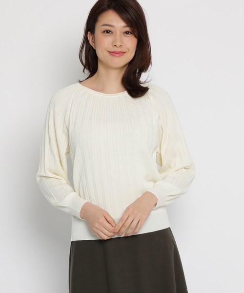 Sunauna(スーナウーナ)の「【洗える】プリーツ編みニット(ニット/セーター・レディース・ベージュ/オフホワイト/グリーン/ブラウン系その他/ピンク系/サックスブルー・38)」の2枚目の写真