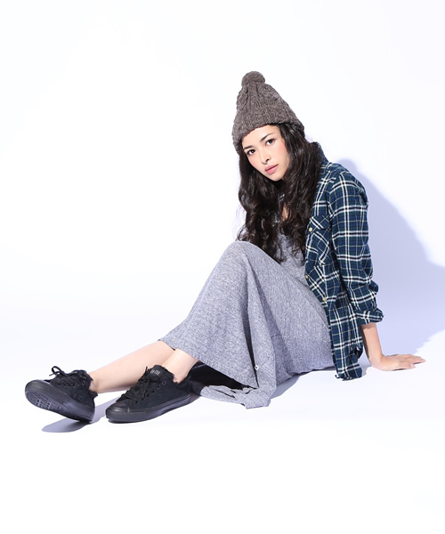 CONVERSE（コンバース）の「ALL STAR BOA-SLIP (OS) OX / オールスターボアスリップ (OS) OX（スニーカー・レディース・ブラック×ブラック・3/3.5/4/4.5/5/5.5/6）」の2枚目の写真