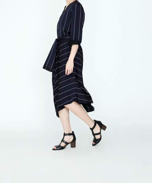 Clarks(クラークス)の「Deloria Fae / デロリアファエ(タンレザー)(サンダル・レディース・ブラウン・6/3.5/4.5/4/3/5.5/5)」の4枚目の写真