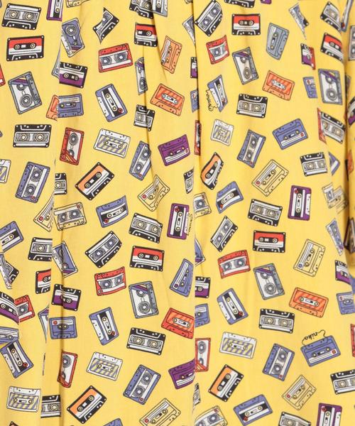 niko and...（ニコアンド）の「POPアロハVネックフレアブラウス（シャツ/ブラウス・レディース・アイボリー/ブラック/ネイビー/イエロー/レッド・MEDIUM/LARGE）」の22枚目の写真