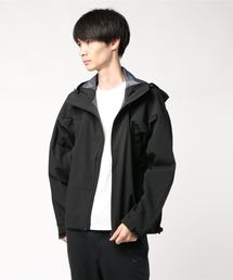 軽量フードジャケット