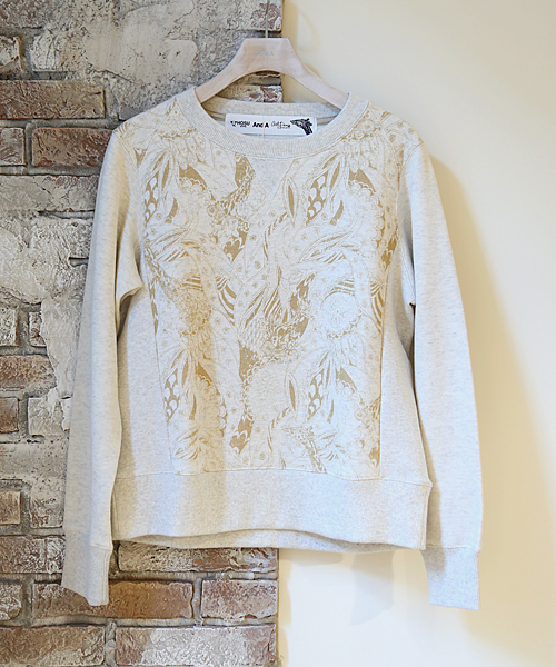 And A（アンドエー）の「GIRAFFE Pull Over (HOSU×artpeace by nowartt×And A)（スウェット・レディース・グレー/ナチュラル・FREE）」の2枚目の写真