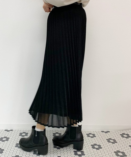apres jour（アプレジュール）の「プリーツラメクロススカート【ZOZOTOWN限定アイテム】（スカート・レディース・ブラック/ピンクベージュ・フリー）」の5枚目の写真