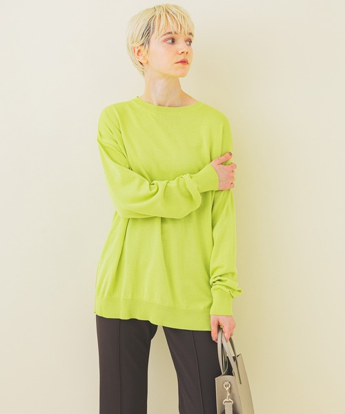 STUDIOUS(ステュディオス)の「【STUDIOUS】クルーネックハイゲージニット(ニット/セーター・レディース・ブラック/サックスブルー/ホワイト/イエロー・FREE)」の1枚目の写真