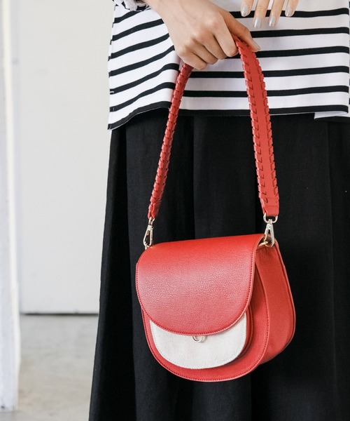 niko and...（ニコアンド）の「オリジナルかがり2WAYショルダーバッグ（ショルダーバッグ・レディース・ブラック/レッド/アイボリー・0）」の3枚目の写真