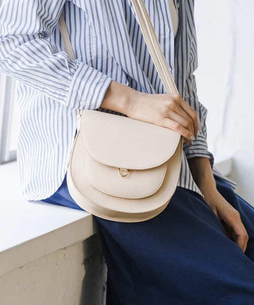 niko and...（ニコアンド）の「オリジナルかがり2WAYショルダーバッグ（ショルダーバッグ・レディース・ブラック/レッド/アイボリー・0）」の2枚目の写真