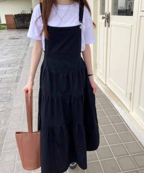 ABITOKYO（アビトーキョー）の「サロペット風ティアードワンピース（サロペット/オーバーオール・レディース・ホワイト/ブラック/カーキ/ベージュ/インディゴブルー・M/L）」の16枚目の写真