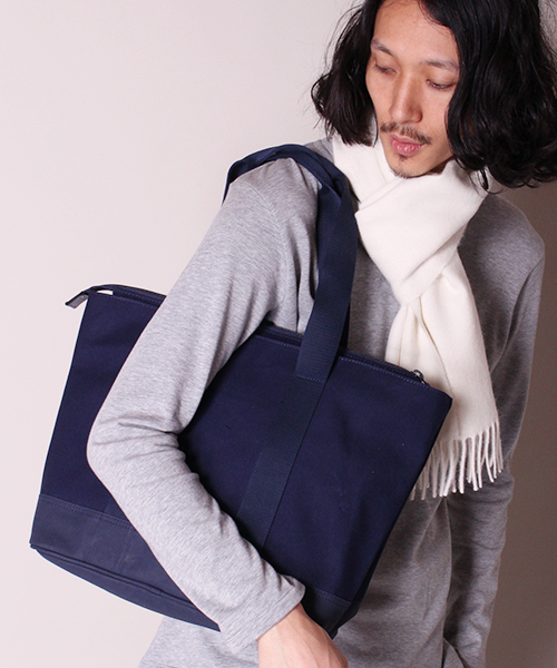 C6(シーシックス)の「C6シー・シックス) SHOPPER トートバッグ(トートバッグ・メンズ・ネイビー/ブラック・FREE)」の2枚目の写真