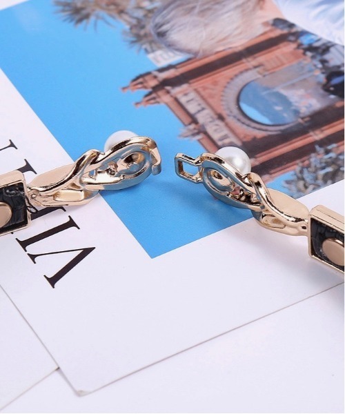 Burner（バーナー）の「【OKUOKU　0909】パール付きバックル　ゴム仕様　ベルト（ベルト・レディース・ダークブラウン/ブラック/ベージュ/ブラウン/レッド/ホワイト/ボルドー/グリーン/ネイビー/パープル/ダークグリーン・FREE）」の15枚目の写真