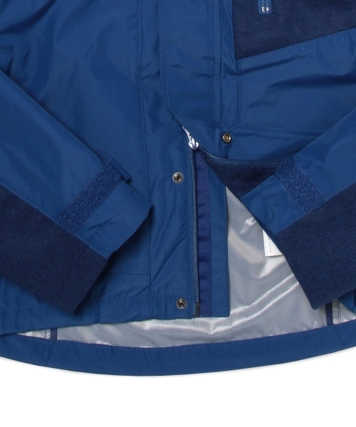 BEAMS(ビームス)の「BEAMS / 切り替え マウンテンパーカー(マウンテンパーカー・メンズ・ブルー/レッド/ブラック・LARGE/SMALL/MEDIUM)」の22枚目の写真