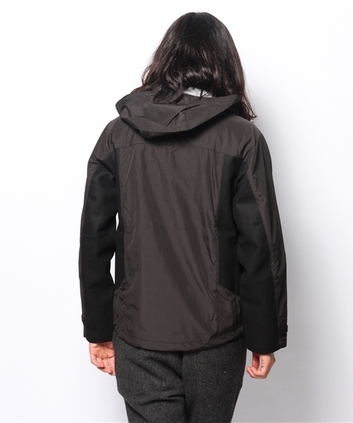 BEAMS(ビームス)の「BEAMS / 切り替え マウンテンパーカー(マウンテンパーカー・メンズ・ブルー/レッド/ブラック・LARGE/SMALL/MEDIUM)」の6枚目の写真