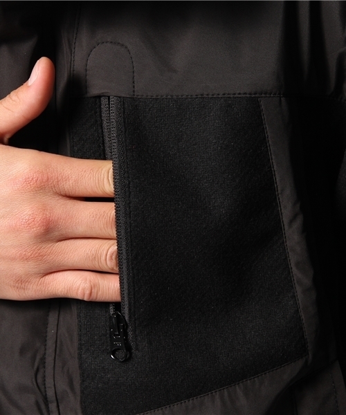 BEAMS(ビームス)の「BEAMS / 切り替え マウンテンパーカー(マウンテンパーカー・メンズ・ブルー/レッド/ブラック・LARGE/SMALL/MEDIUM)」の10枚目の写真