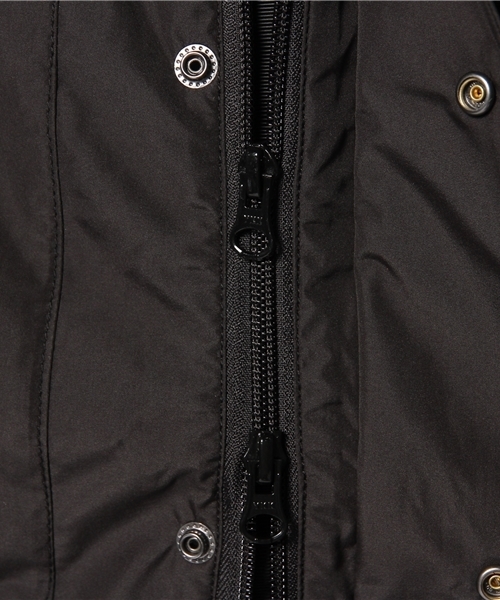BEAMS(ビームス)の「BEAMS / 切り替え マウンテンパーカー(マウンテンパーカー・メンズ・ブルー/レッド/ブラック・LARGE/SMALL/MEDIUM)」の12枚目の写真