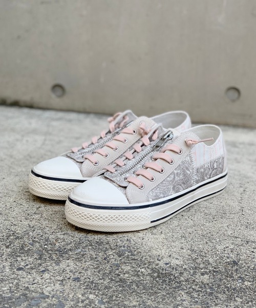 ASH（アッシュ）の「【VERSO】フロントジップスニーカー（スニーカー・レディース・ホワイト/ブラック・38/39/36/35/40/37）」の3枚目の写真