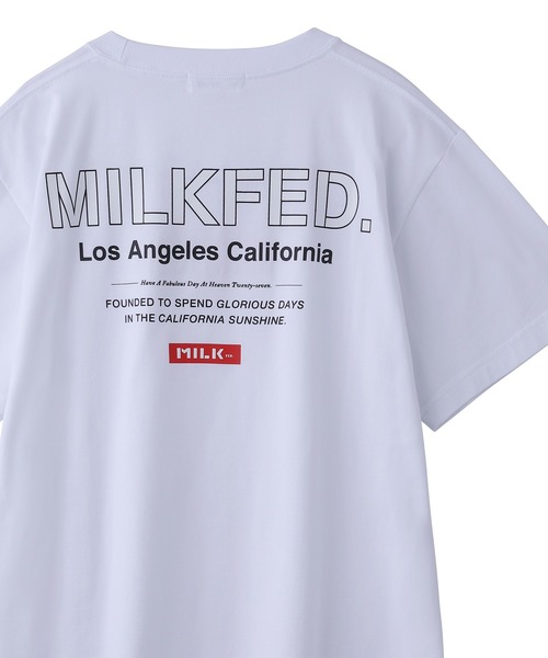MILKFED.（ミルクフェド）の「S/S TEE EMBROIDERED BAR AND STENCIL/バックプリント 半袖Tシャツ（Tシャツ/カットソー・レディース・ライトパープル/ライトピンク/ベージュ/ネイビー/レッド/オフホワイト/グリーン/ホワイト/ライトブルー/ブラック・SMALL/MEDIUM）」の10枚目の写真