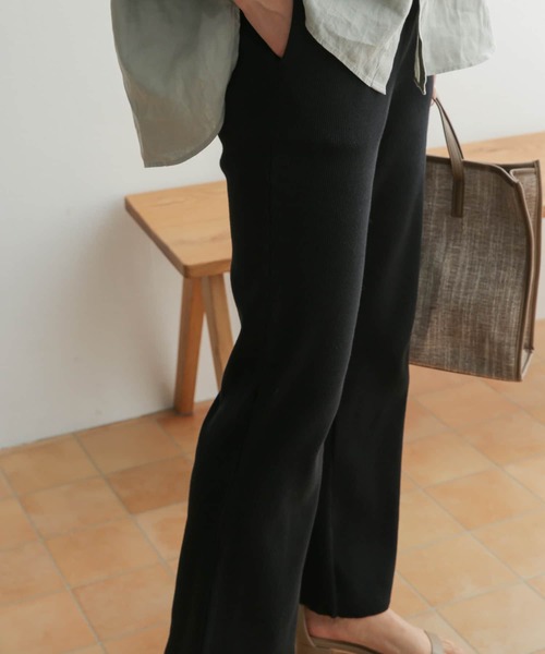 URBAN RESEARCH DOORS（アーバンリサーチドアーズ）の「テレコリブパンツ（その他パンツ・レディース・ベージュ/ブラック・ONE）」の15枚目の写真