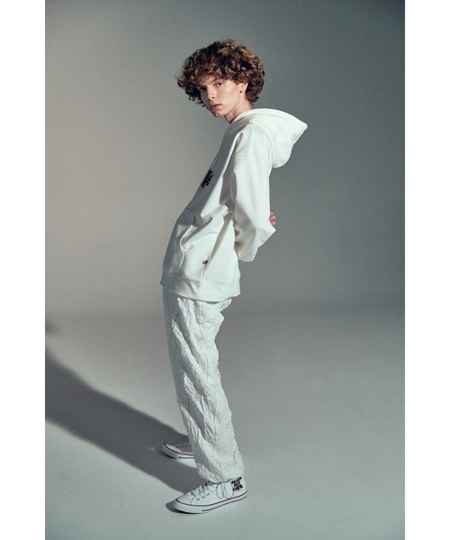 ADD SEOUL（エーディーディーソウル）の「ADD SEOUL/アドソウル/UNISEX SIGNAL HOODIE（パーカー・メンズ・アイボリー/ブラック/ブルー・MEDIUM/LARGE）」の17枚目の写真