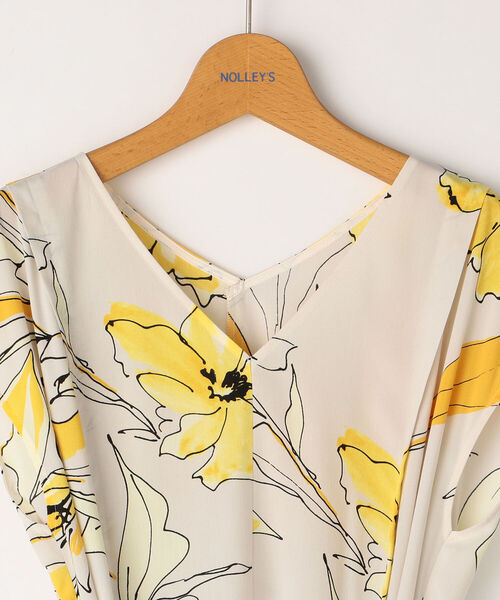 NOLLEY’S Sophi（ノーリーズソフィ）の「花柄プリントワンピース（ワンピース・レディース・ホワイト系その他4・38/36）」の6枚目の写真