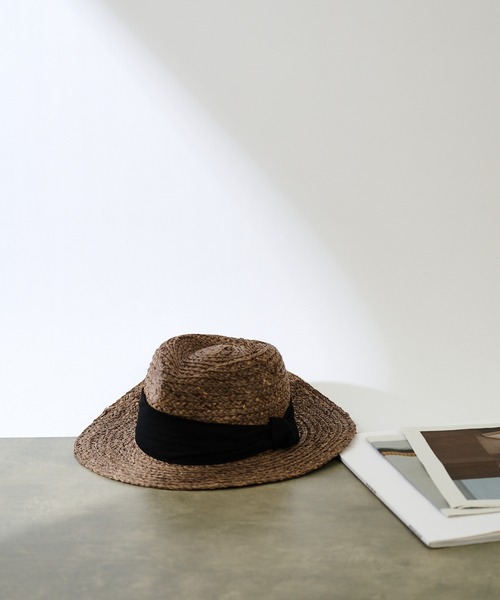 COLONY 2139（コロニートゥーワンスリーナイン）の「ラフィア中折れハット（ハット・レディース・ベージュ/モカ・FREE）」の4枚目の写真