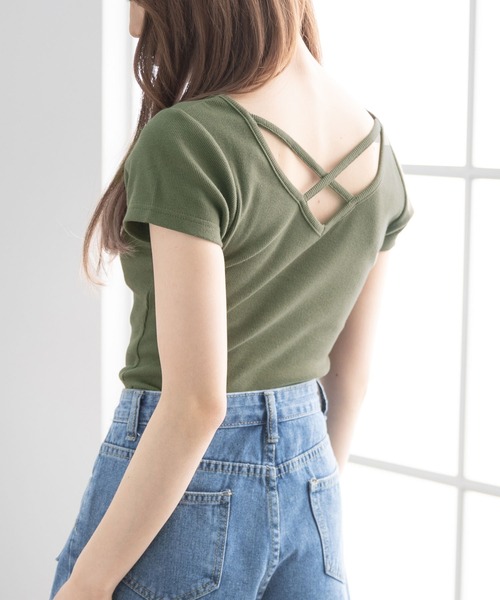 Newlyme（ニューリーミー）の「前後2WAYクロスリブ半袖トップス（Tシャツ/カットソー・レディース・カーキ/ホワイト/ブラック/ボルドー・LARGE/XX-LARGE/MEDIUM/X-LARGE）」の3枚目の写真